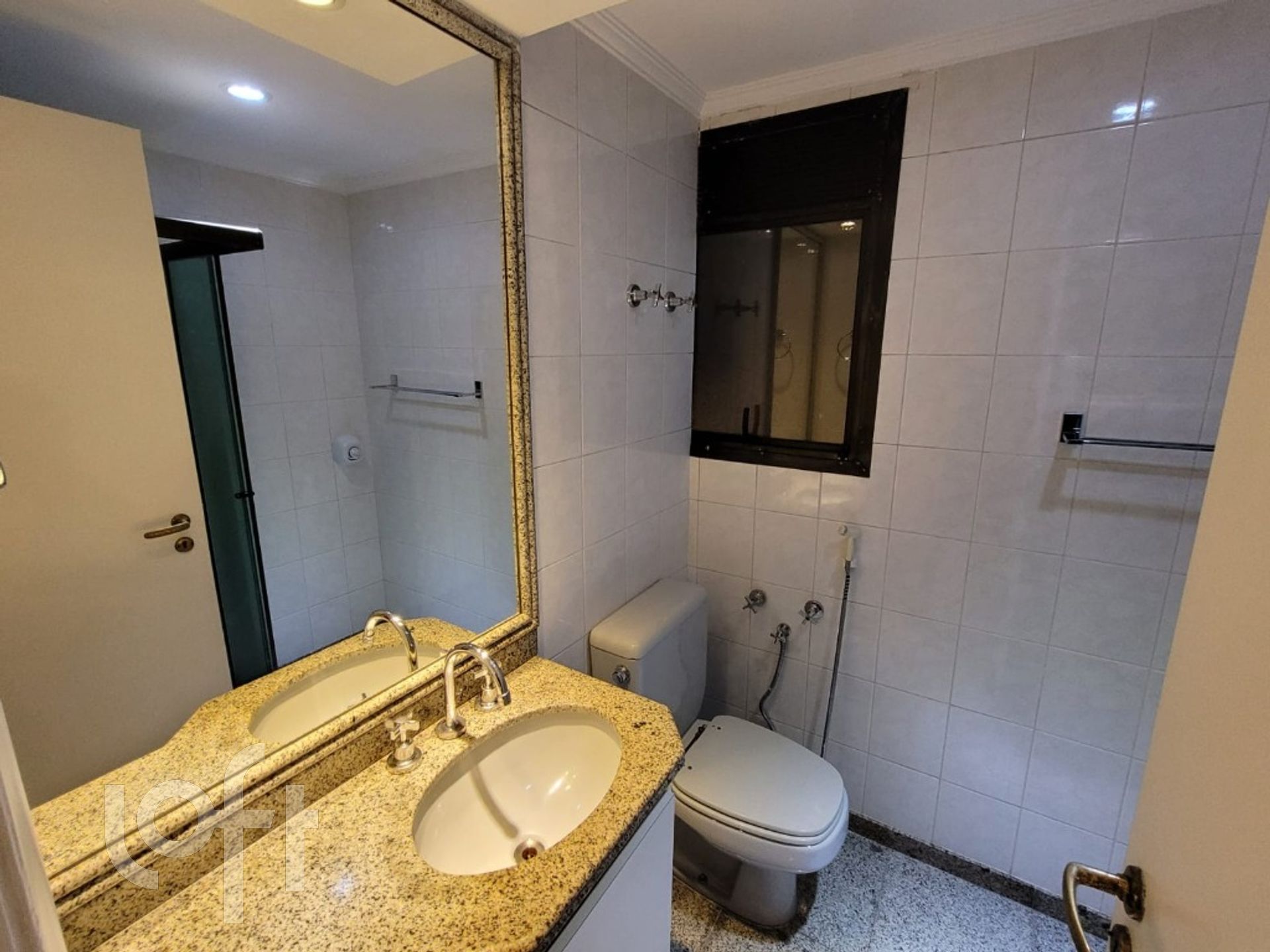 Apartamento à venda com 4 quartos, 143m² - Foto 26