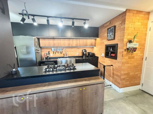 Apartamento com 141m², 3 dormitórios, 1 suíte, 2 vagas, Cristo Redentor em Porto Alegre