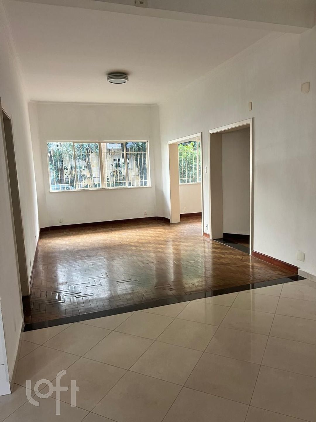 Apartamento à venda com 2 quartos, 112m² - Foto 1