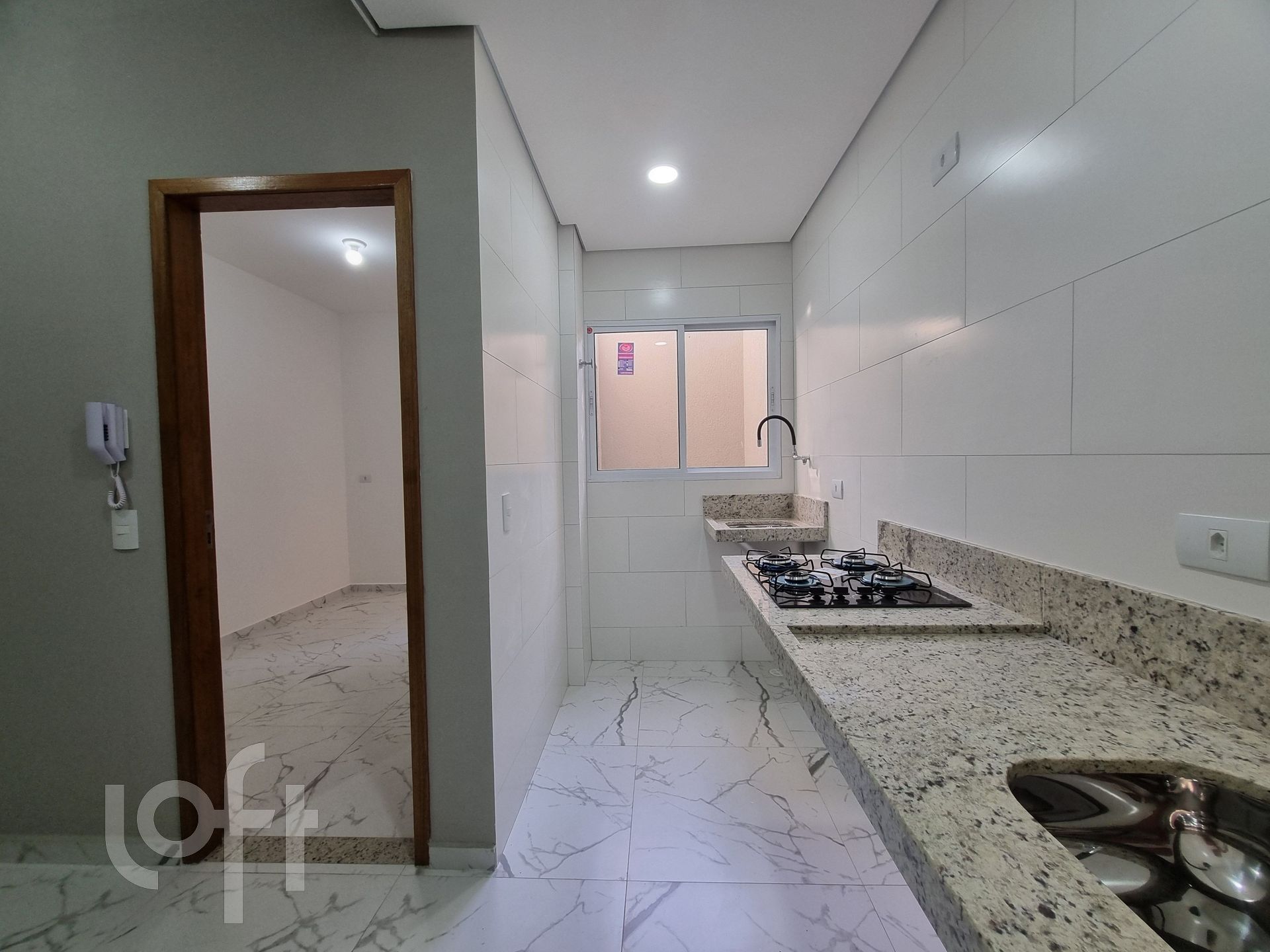 Apartamento à venda com 1 quarto, 26m² - Foto 2