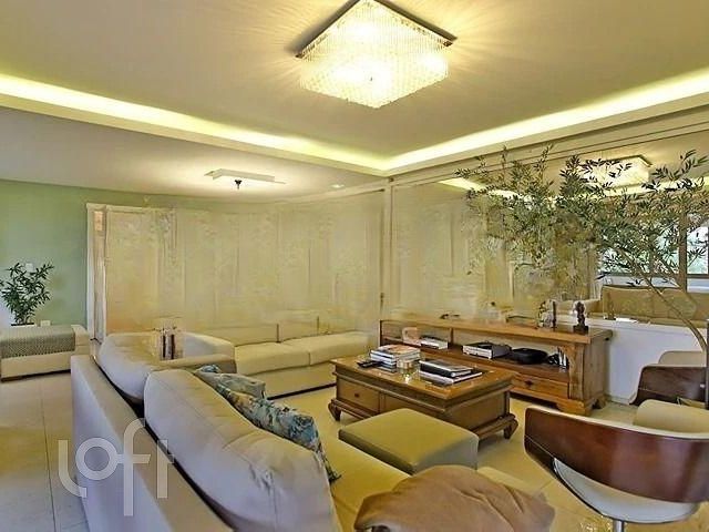 Apartamento com 191m², 3 dormitórios, 3 suítes, 3 vagas, Bela Vista em Porto Alegre