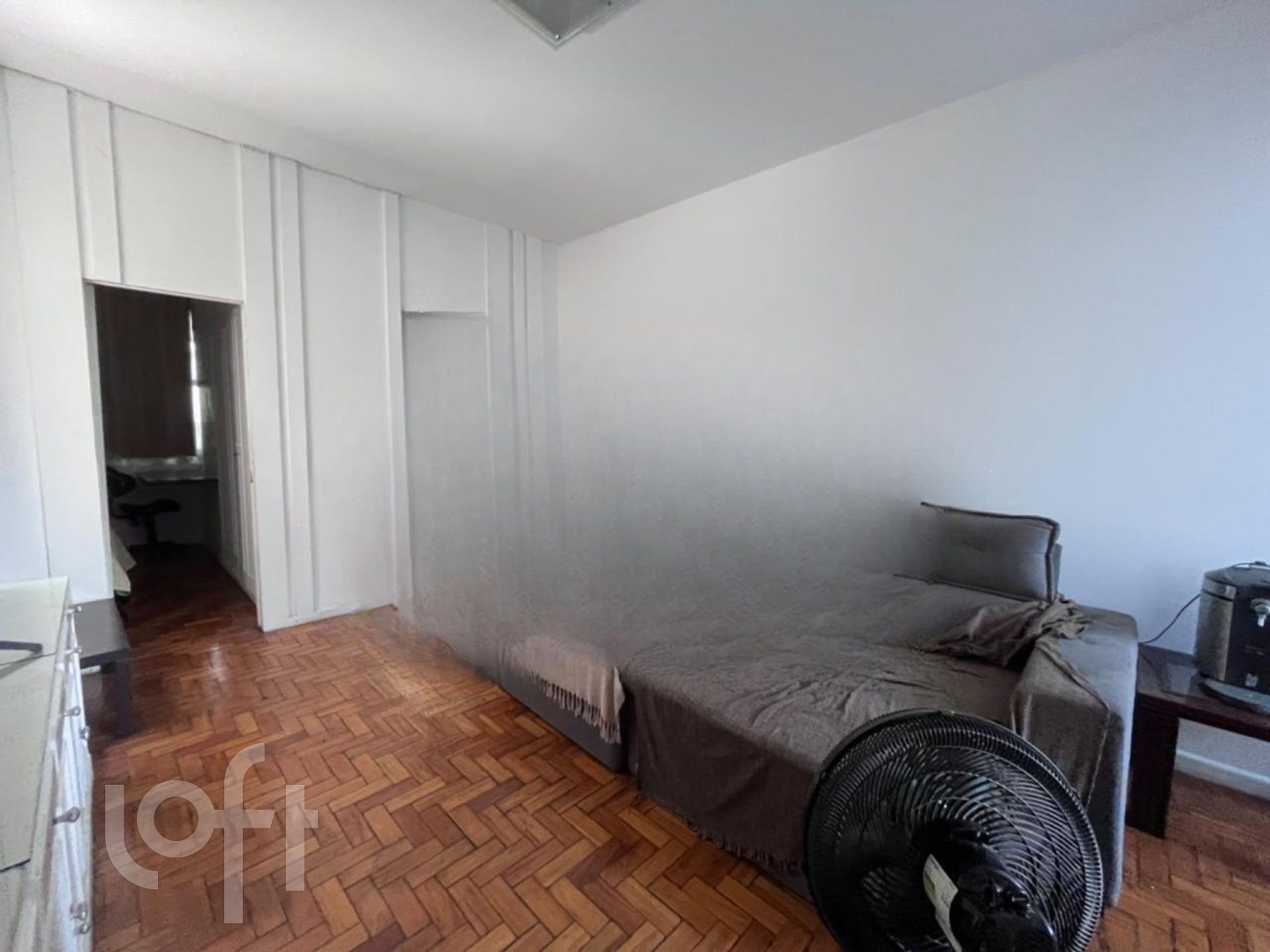 Apartamento à venda com 2 quartos, 75m² - Foto 1