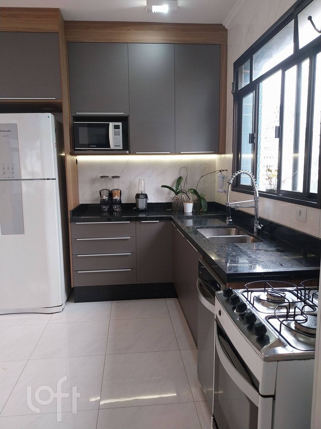 Apartamento à venda com 4 quartos, 180m² - Foto 17