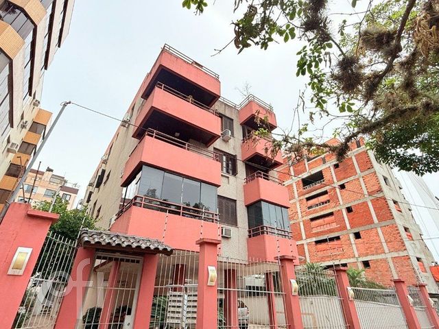 Apartamento com 75m², 2 dormitórios, 1 suíte, 1 vaga, Jardim Botânico em Porto Alegre