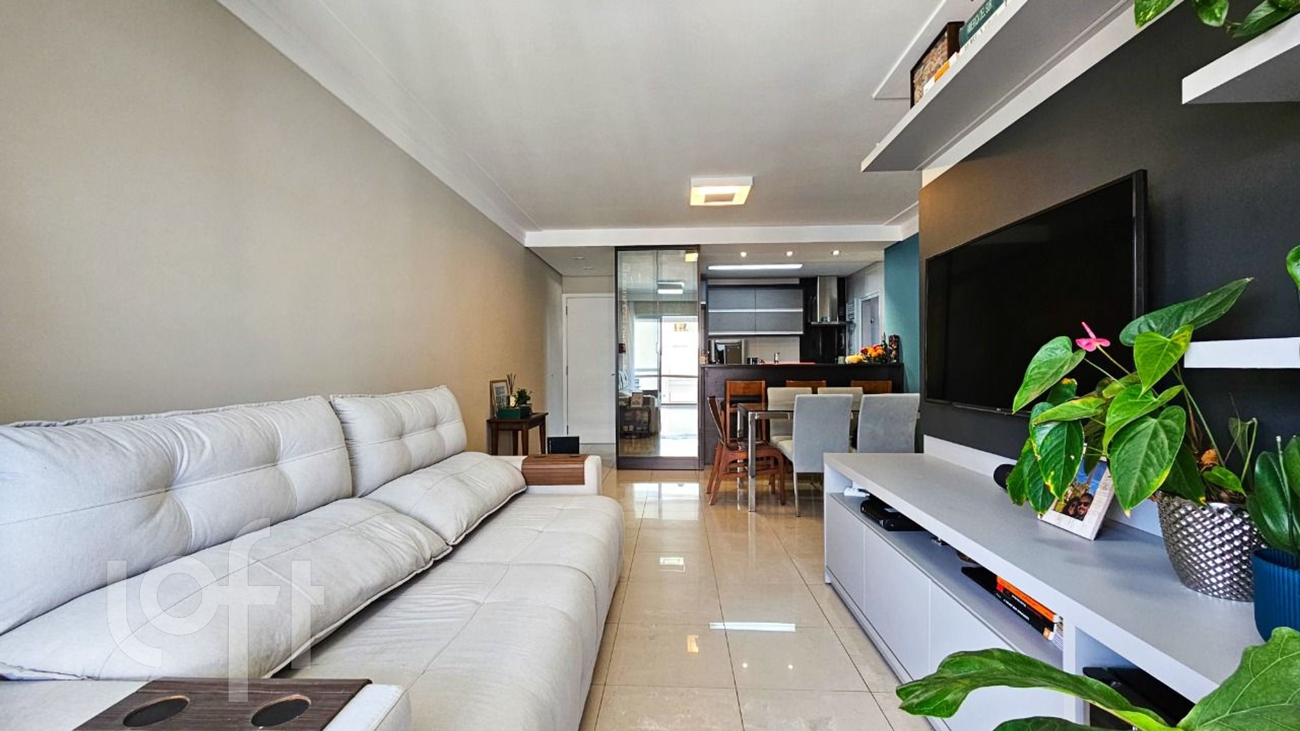 Apartamento à venda em Itacorubi com 88 m², 3 quartos, 1 suíte, 2 vagas