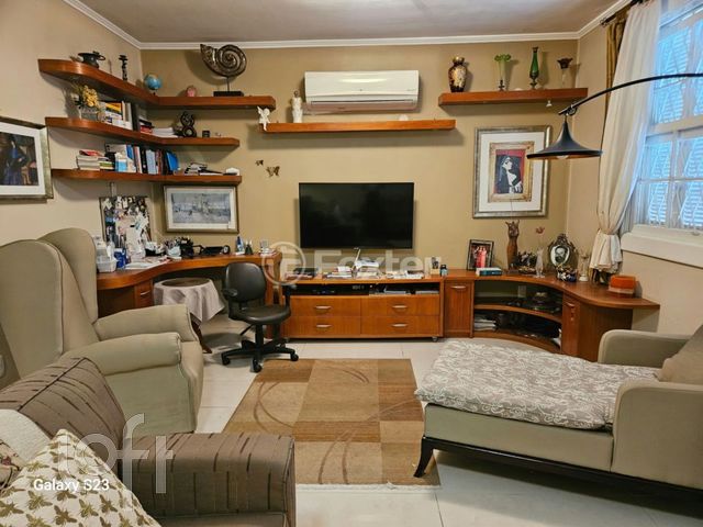 Apartamento com 115m², 2 dormitórios, 1 suíte, 1 vaga, Auxiliadora em Porto Alegre