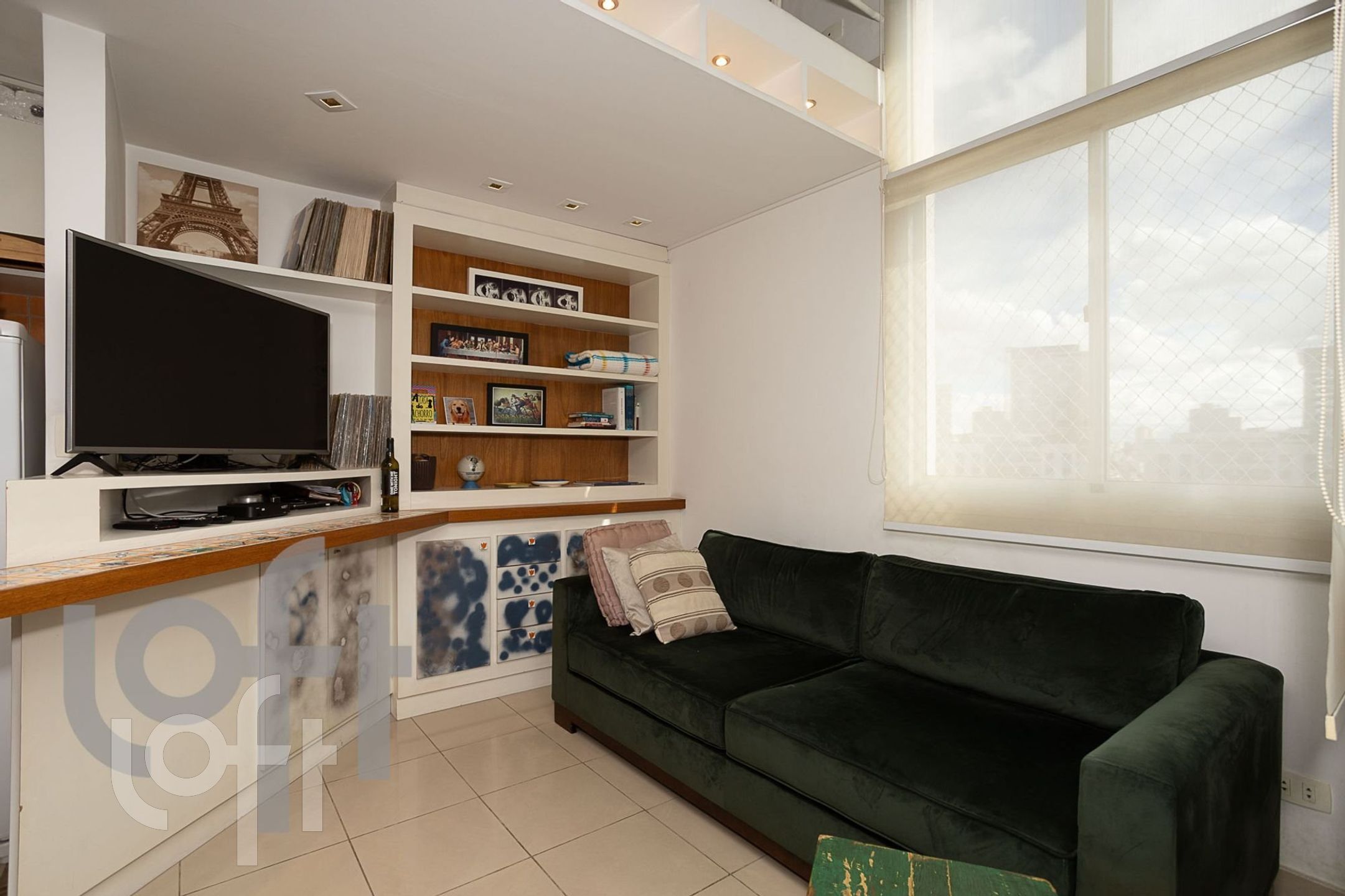 Apartamento à venda com 1 quarto, 55m² - Foto 15