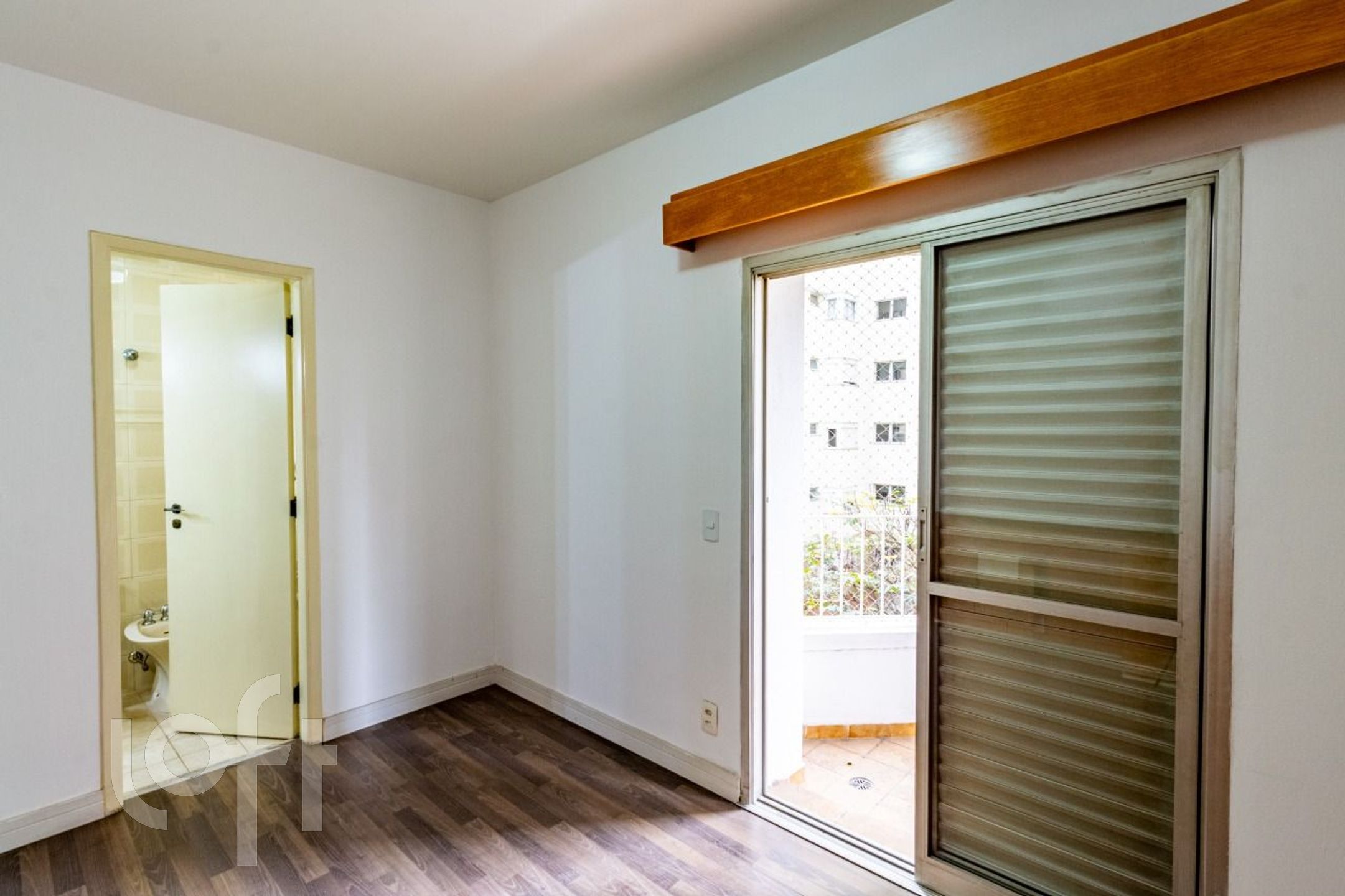 Apartamento à venda com 4 quartos, 208m² - Foto 26