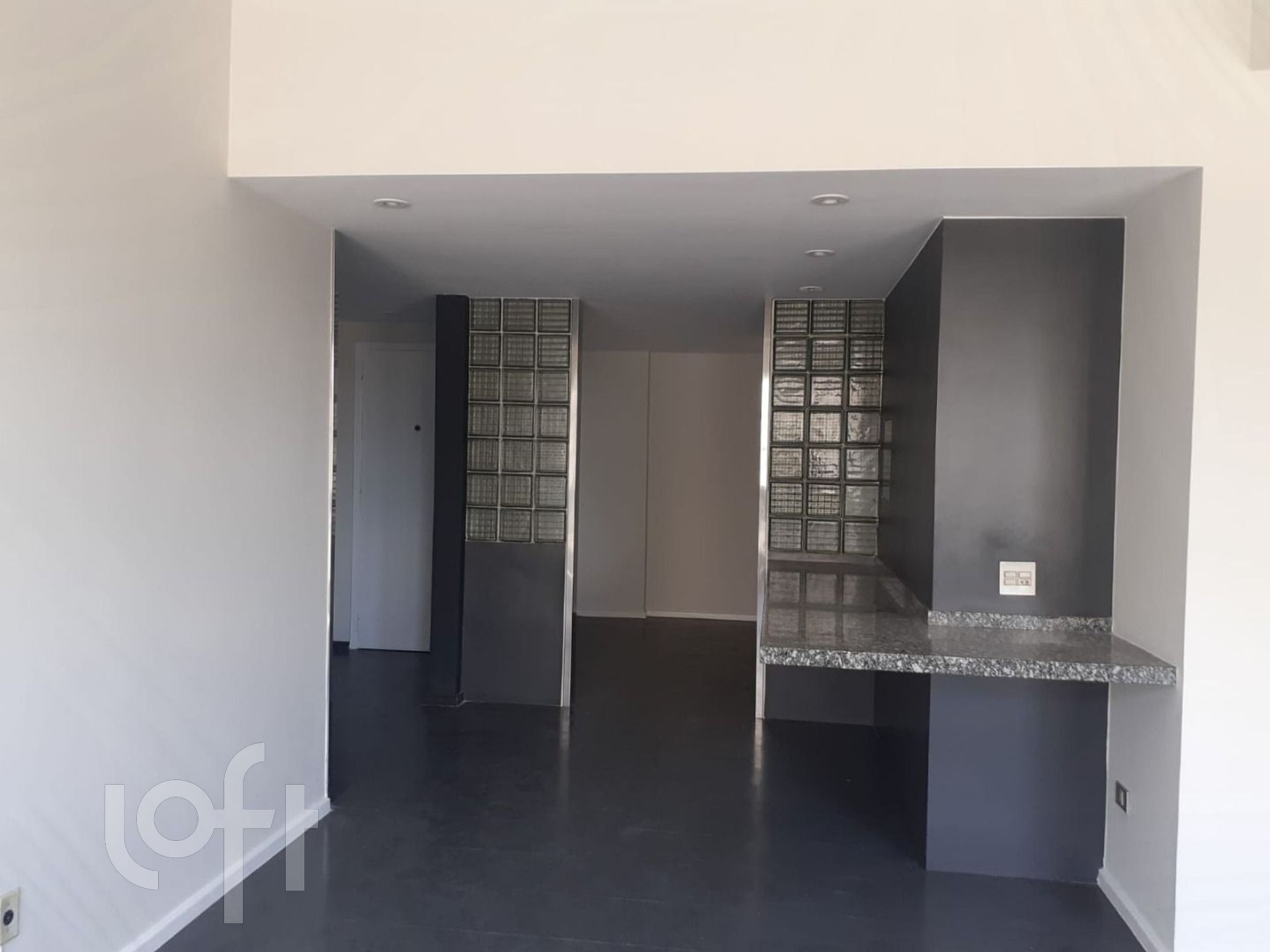 Apartamento à venda com 1 quarto, 69m² - Foto 3