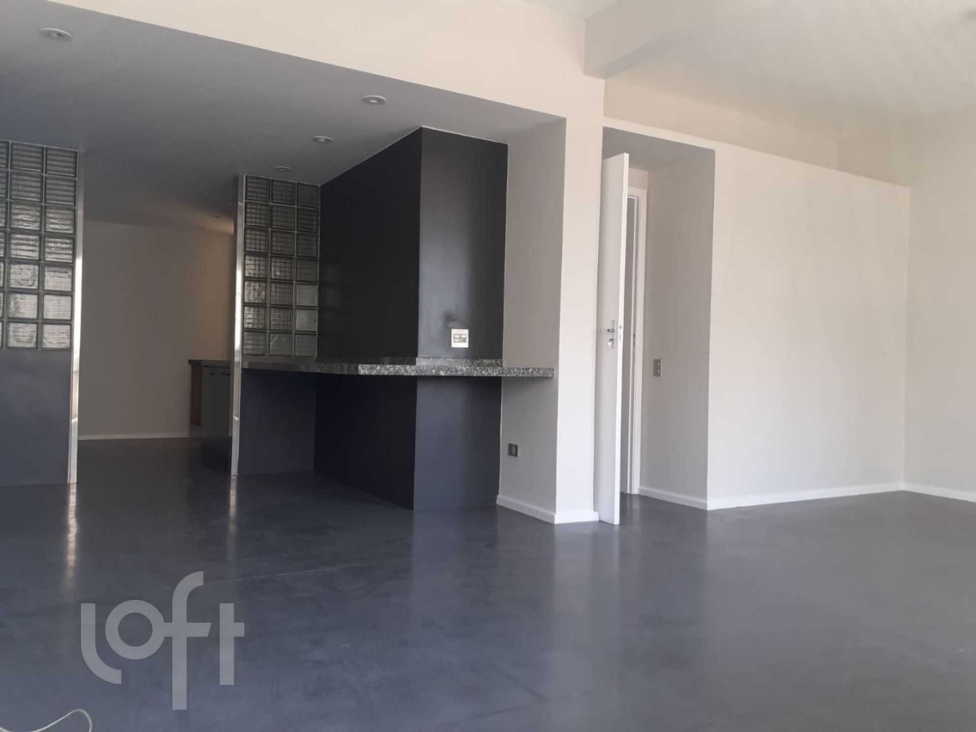 Apartamento à venda com 1 quarto, 69m² - Foto 4