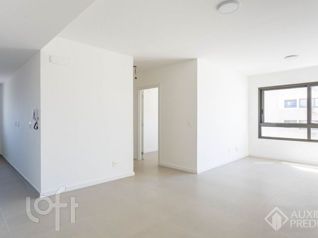 Apartamento com 57m², 2 dormitórios, 1 suíte, 1 vaga, Santana em Porto Alegre