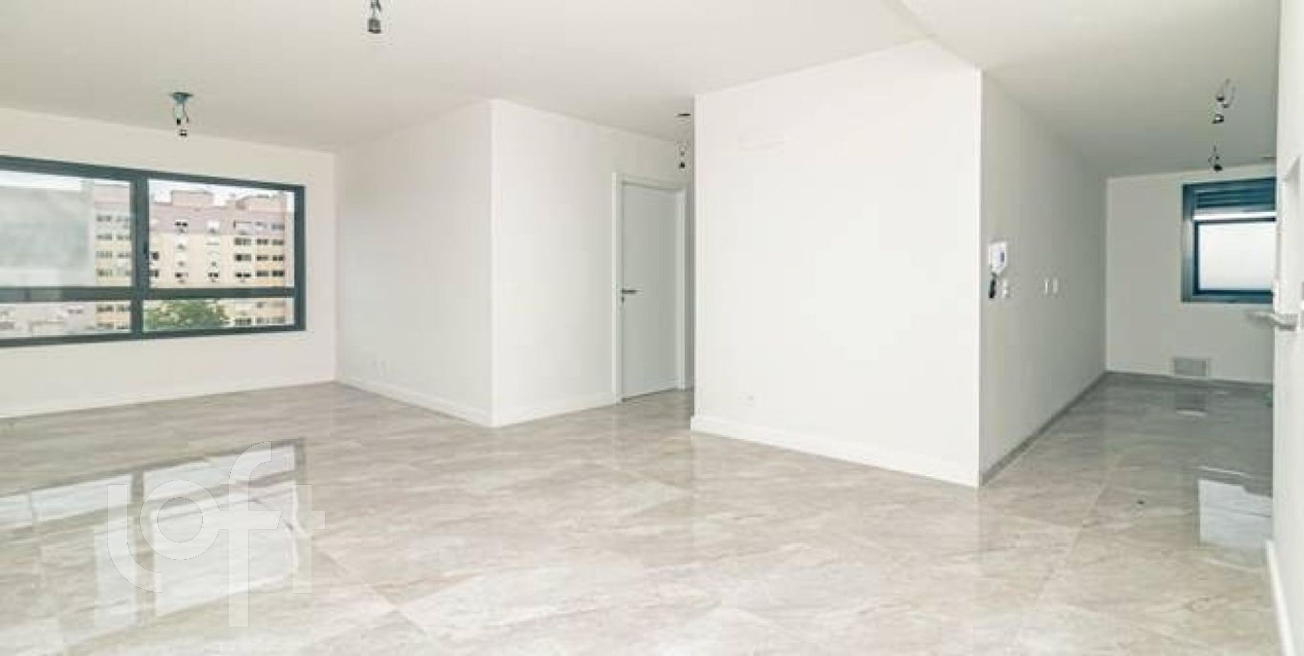 Apartamento com 57m², 2 dormitórios, 1 suíte, 1 vaga, Santana em Porto Alegre