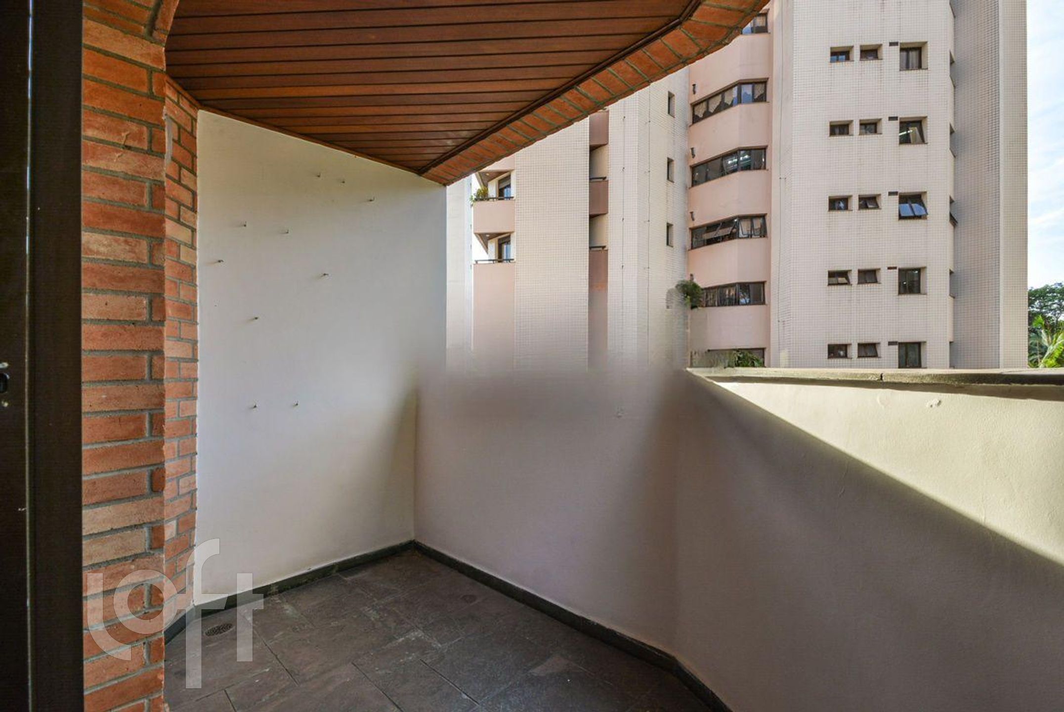 Apartamento à venda com 3 quartos, 144m² - Foto 7