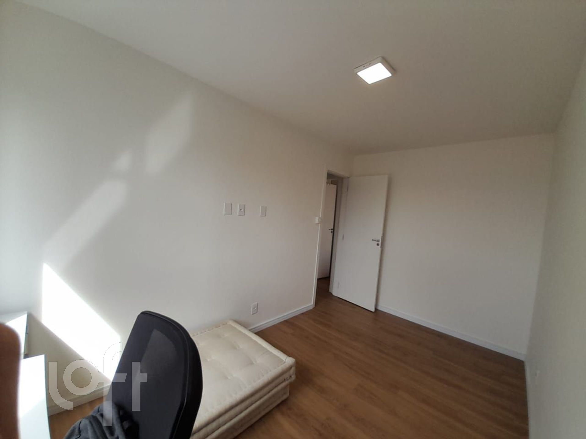 Apartamento à venda com 2 quartos, 48m² - Foto 14