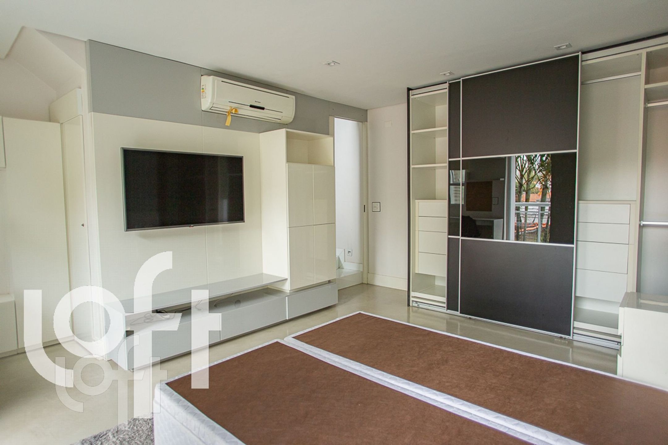 Apartamento à venda com 1 quarto, 75m² - Foto 6