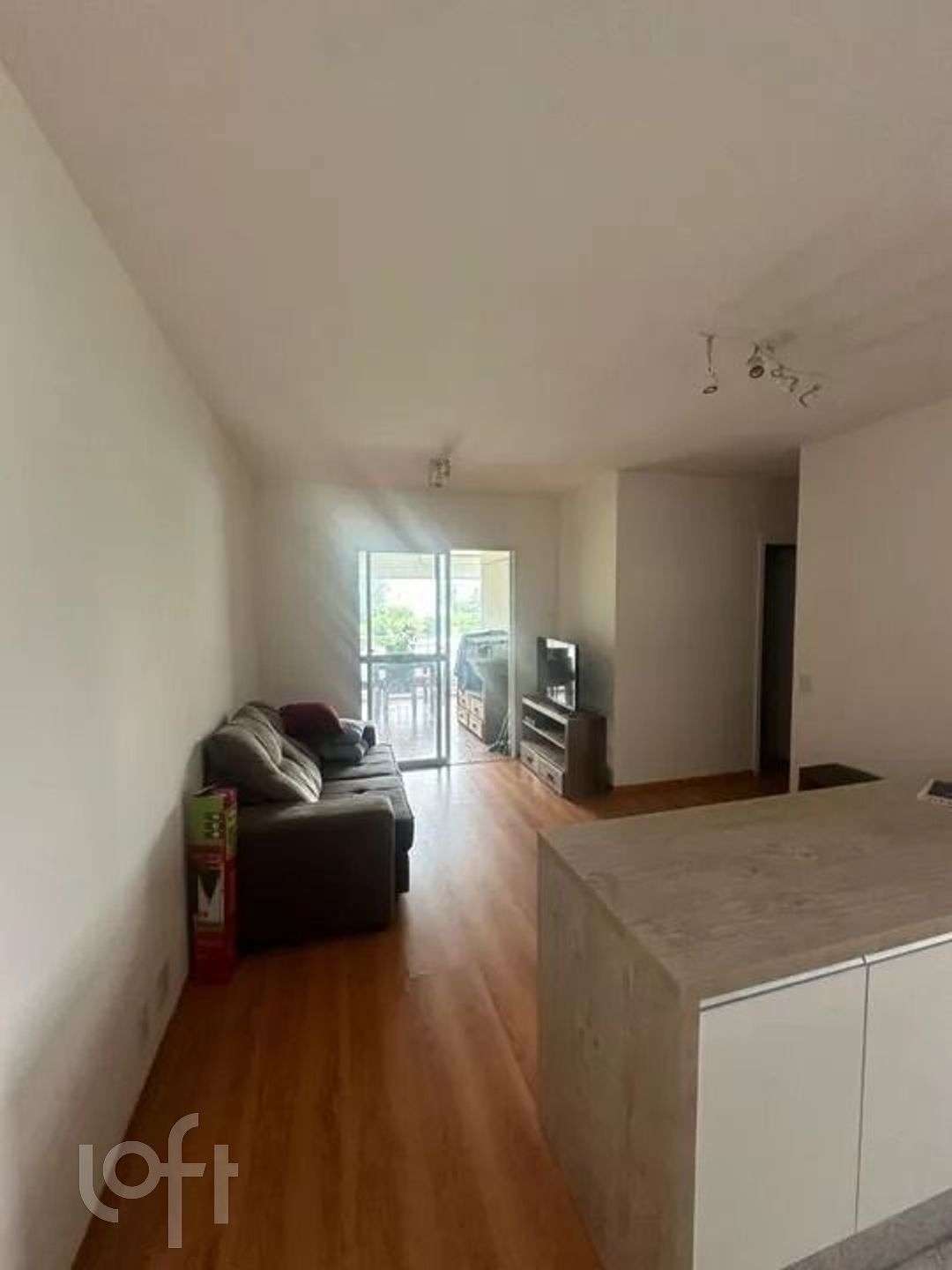 Apartamento à venda com 3 quartos, 80m² - Foto 2