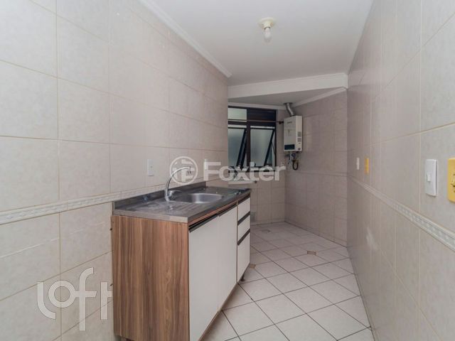 Apartamento com 63m², 2 dormitórios, 1 suíte, 1 vaga, Petrópolis em Porto Alegre