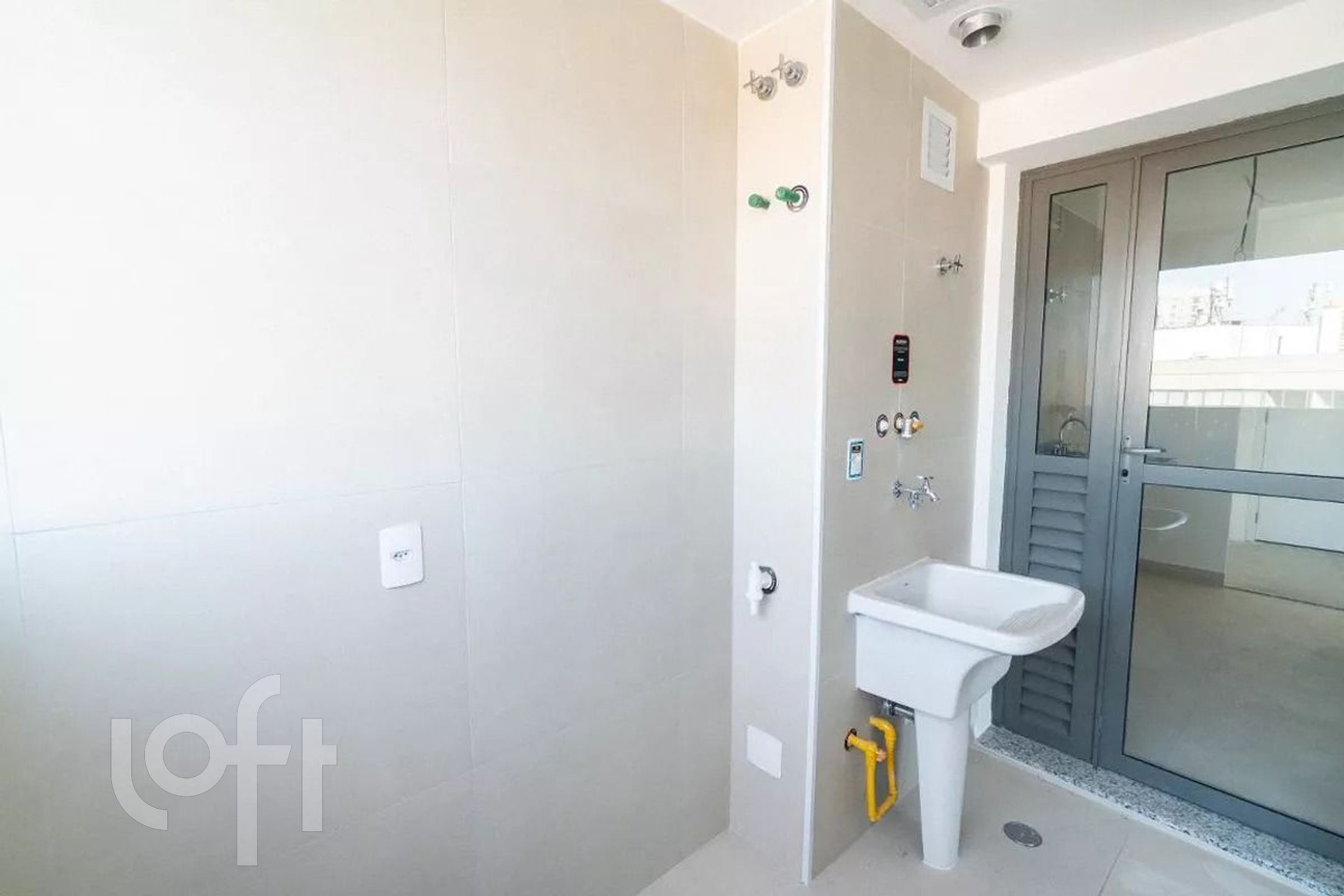 Apartamento à venda com 3 quartos, 74m² - Foto 17