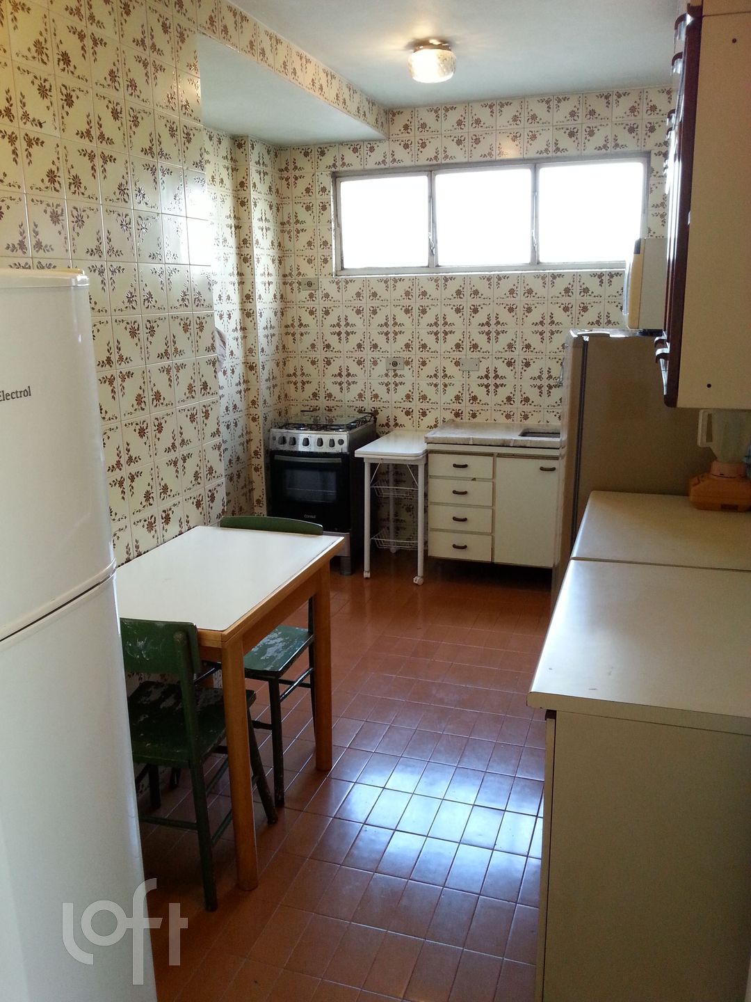 Apartamento à venda com 2 quartos, 77m² - Foto 11