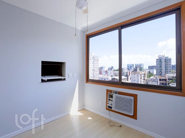 Apartamento com 69m², 2 dormitórios, 1 suíte, 1 vaga, Cidade Baixa em Porto Alegre