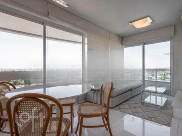 Apartamento com 74m², 2 dormitórios, 1 suíte, 1 vaga, Três Figueiras em Porto Alegre