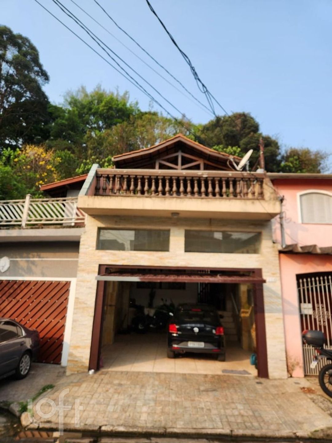 Casa de Condomínio à venda com 3 quartos, 225m² - Foto 1