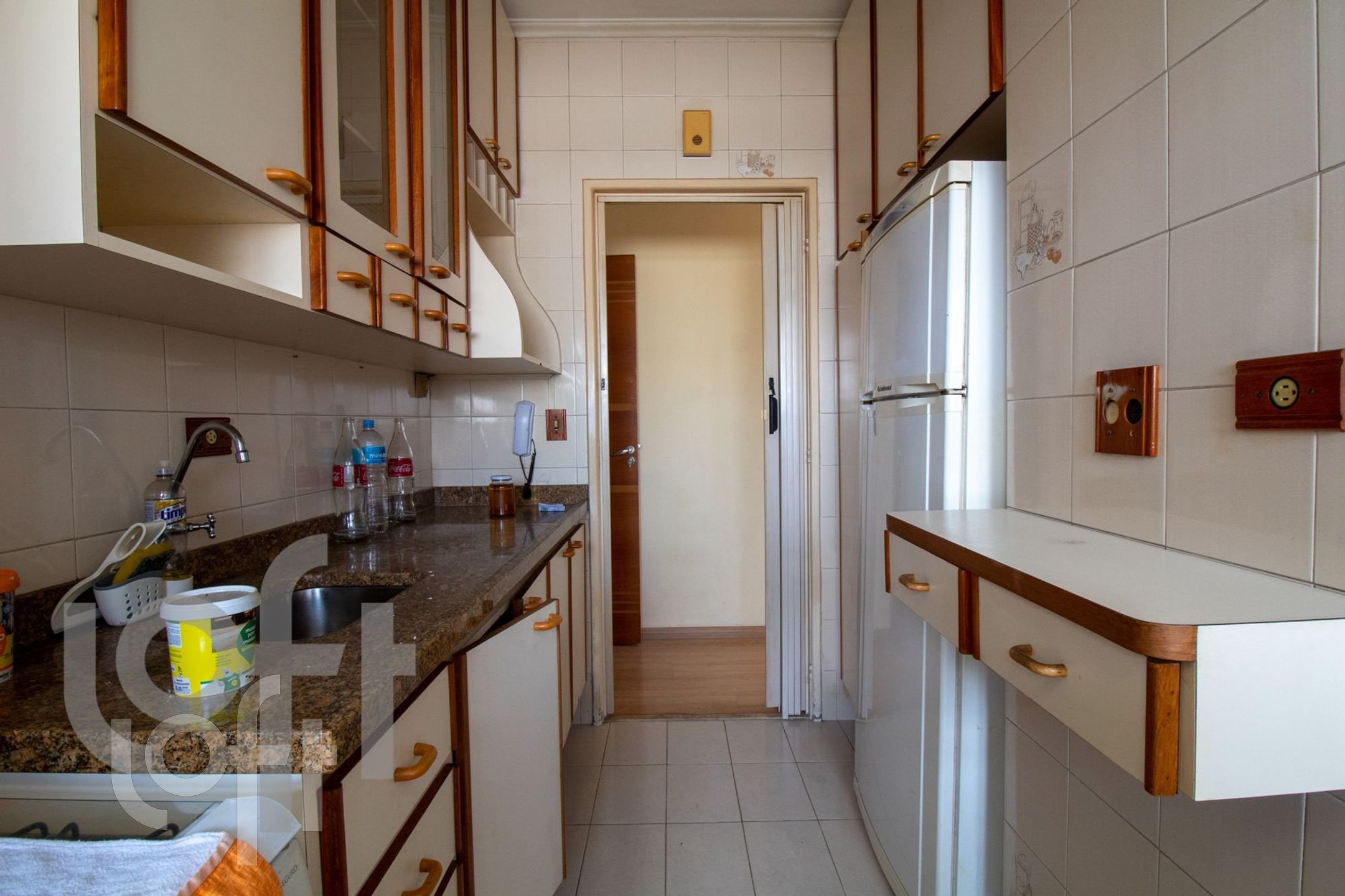 Apartamento à venda com 2 quartos, 60m² - Foto 29