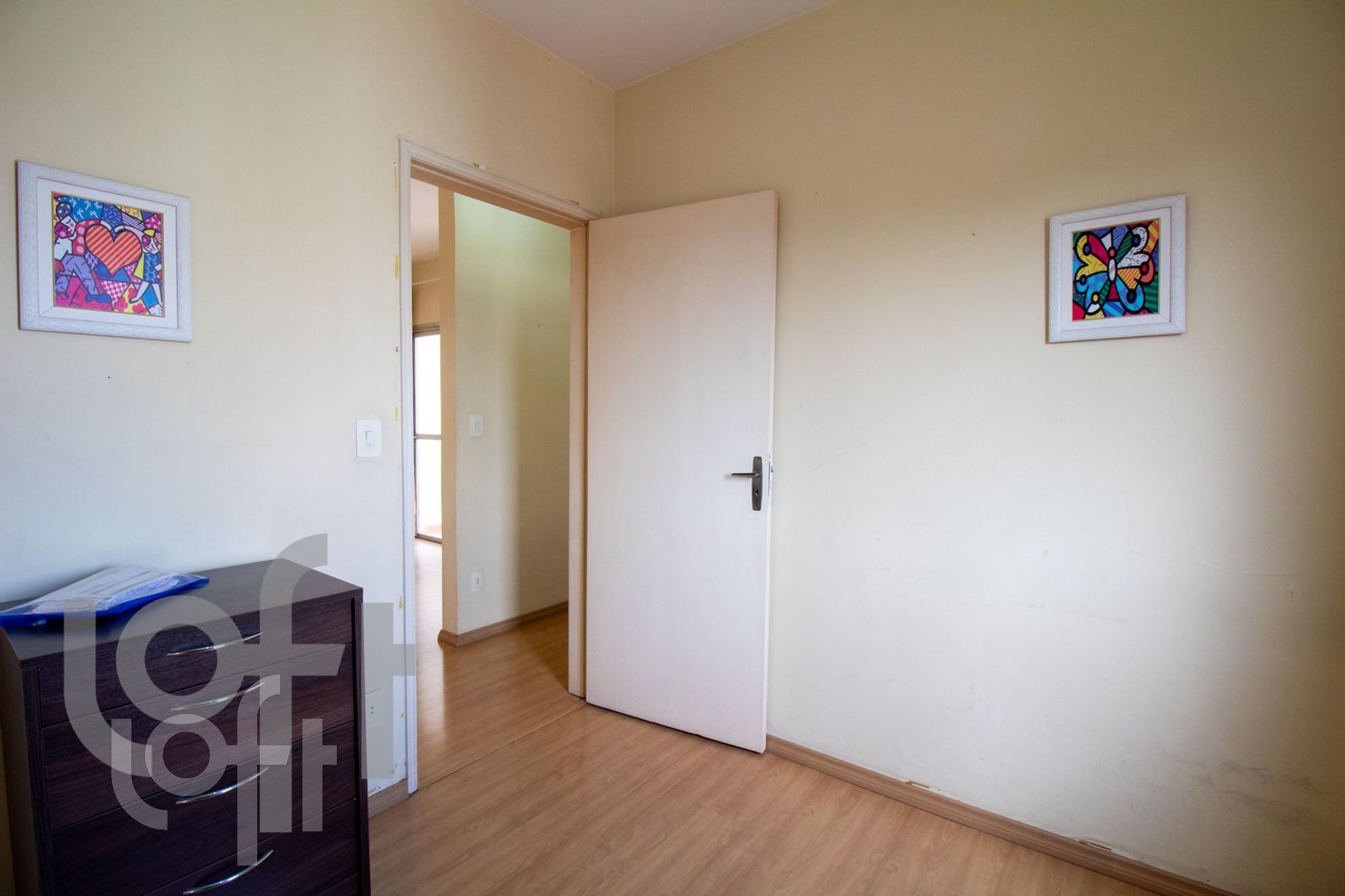 Apartamento à venda com 2 quartos, 60m² - Foto 2