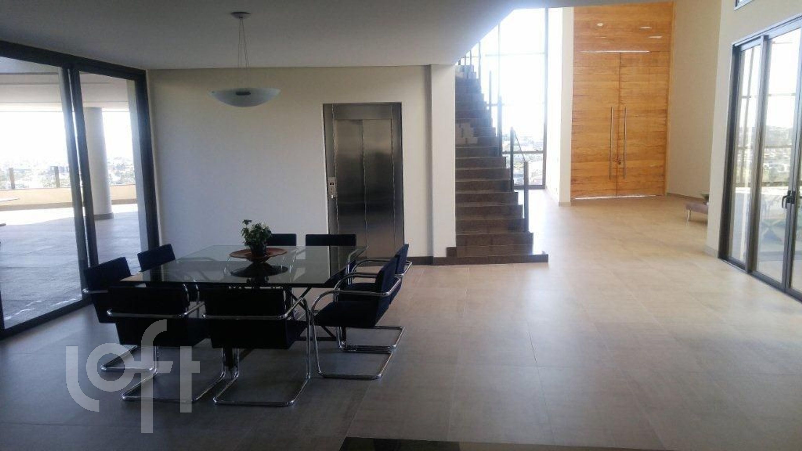 Casa à venda com 6 quartos, 1100m² - Foto 4