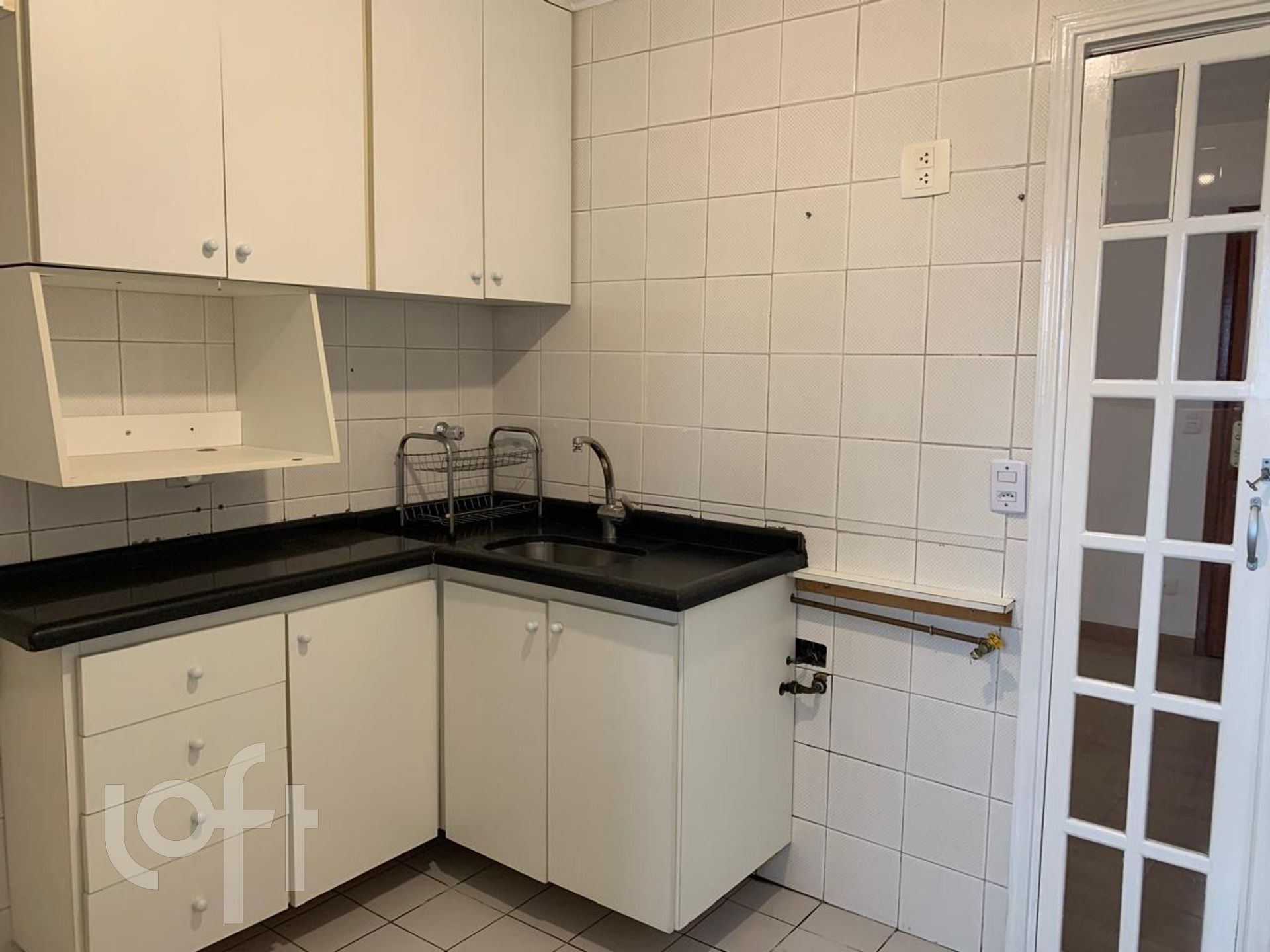 Apartamento à venda com 3 quartos, 75m² - Foto 7