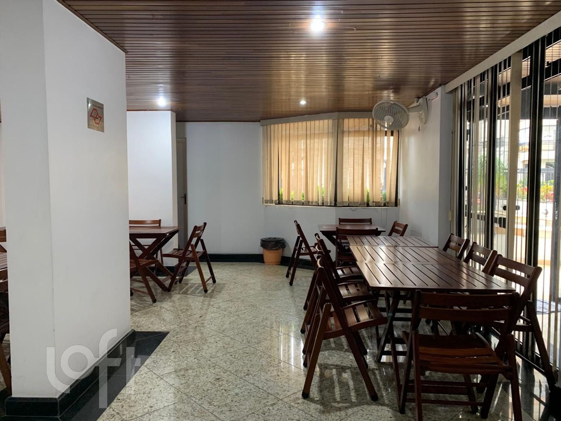 Apartamento à venda com 3 quartos, 75m² - Foto 25