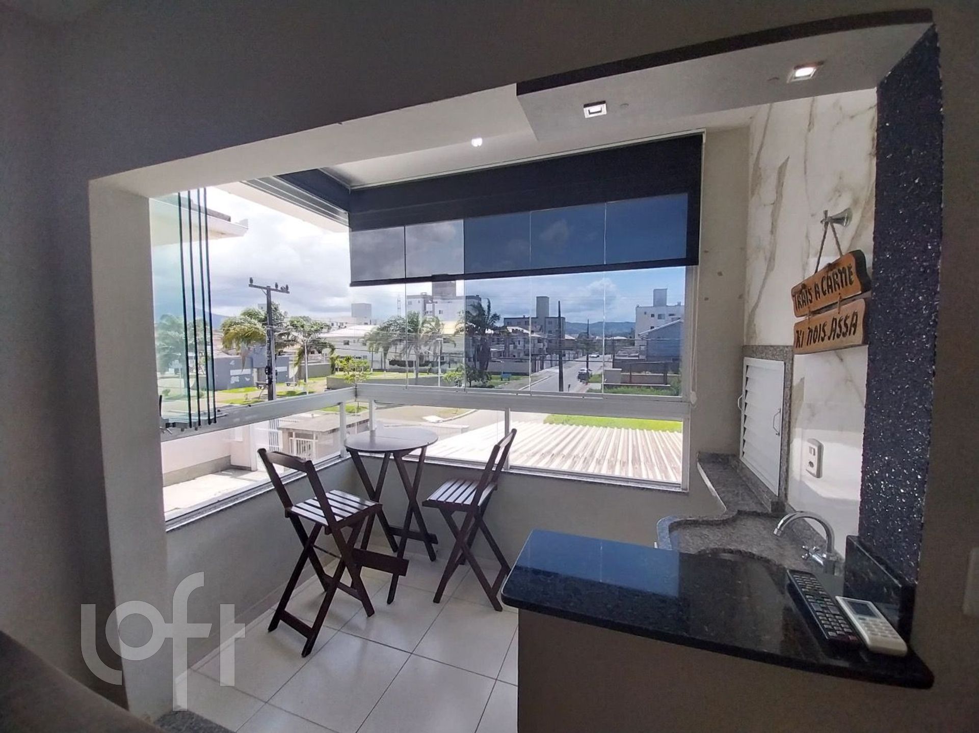 Apartamento à venda em Nova Palhoca com 64 m², 2 quartos, 1 suíte, 1 vaga