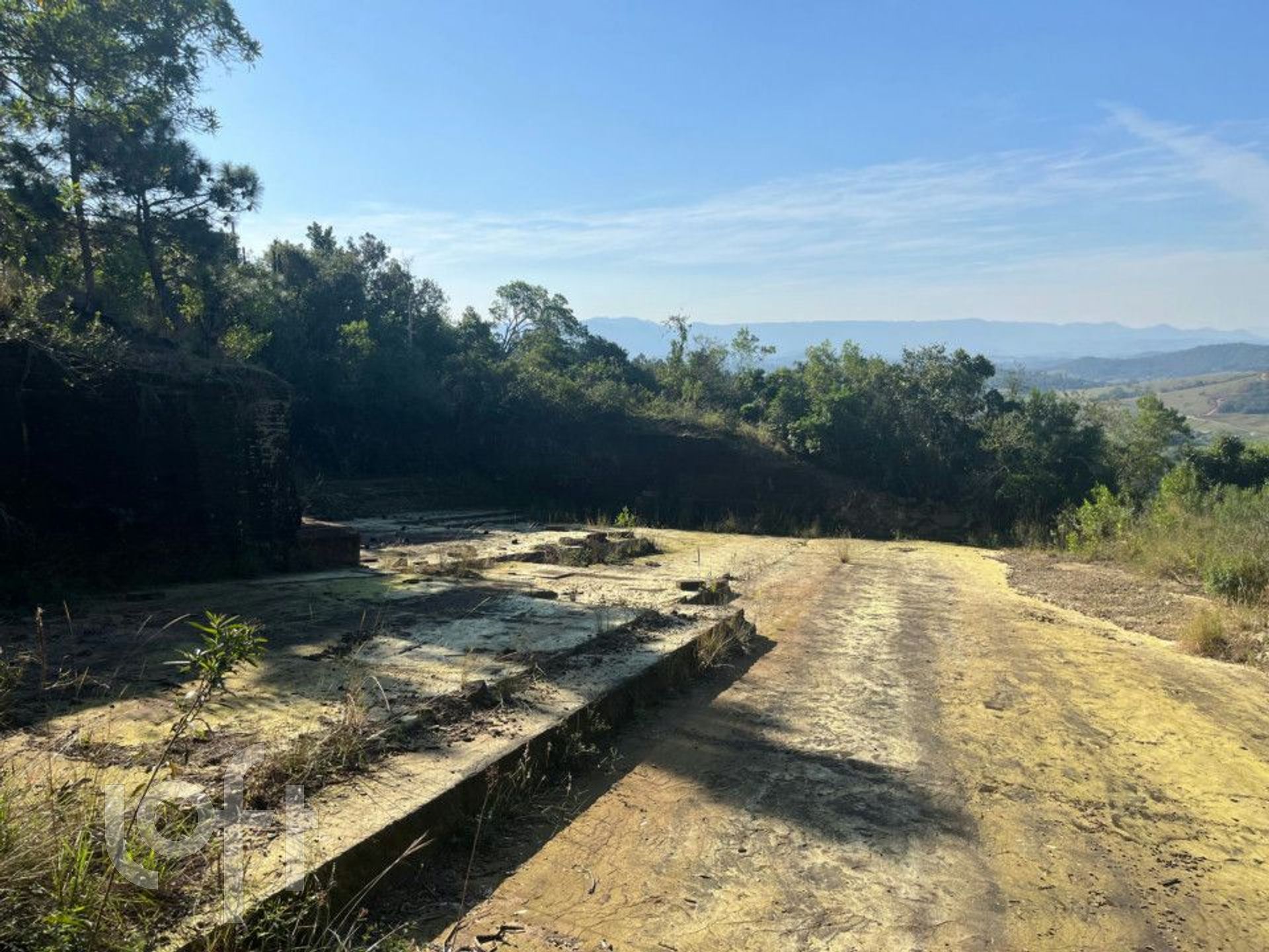 Imagem da propriedade 24