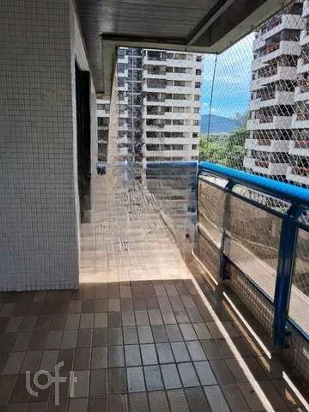 Apartamento à venda com 2 quartos, 90m² - Foto 2