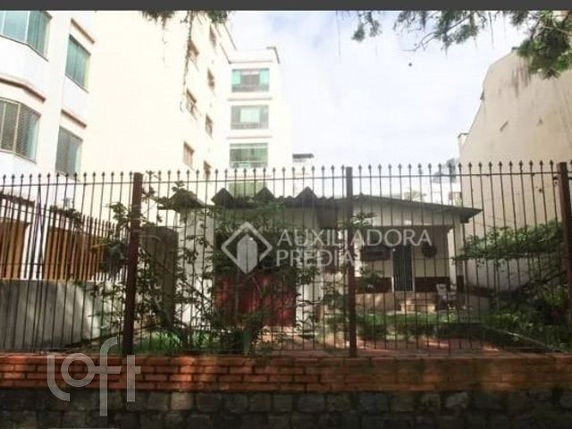 Casa com 99m², 2 dormitórios, 1 vaga, Vila Ipiranga em Porto Alegre