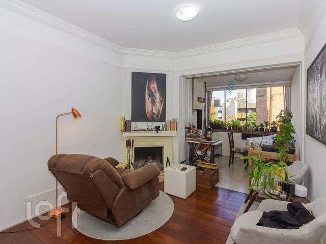 Apartamento com 116m², 2 dormitórios, 1 suíte, 1 vaga, Auxiliadora em Porto Alegre