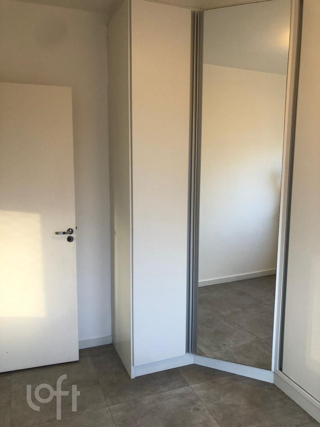 Apartamento à venda com 2 quartos, 85m² - Foto 27