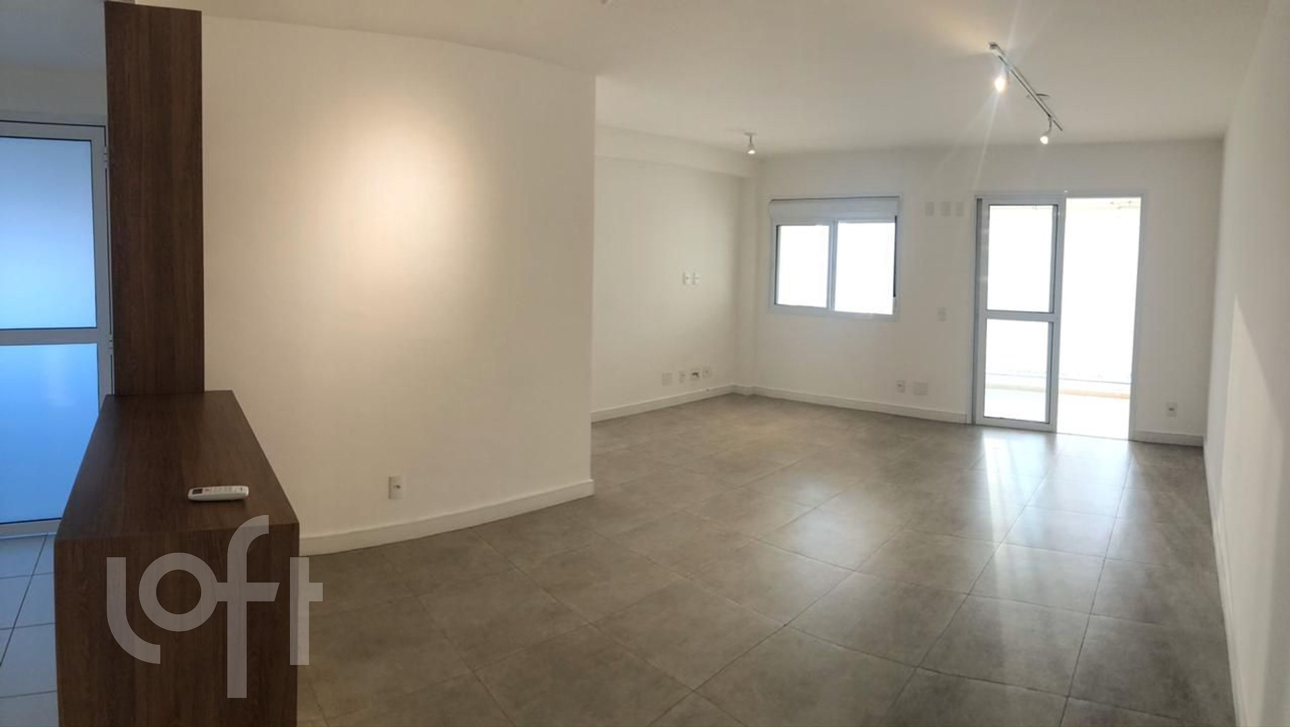 Apartamento à venda com 2 quartos, 85m² - Foto 1