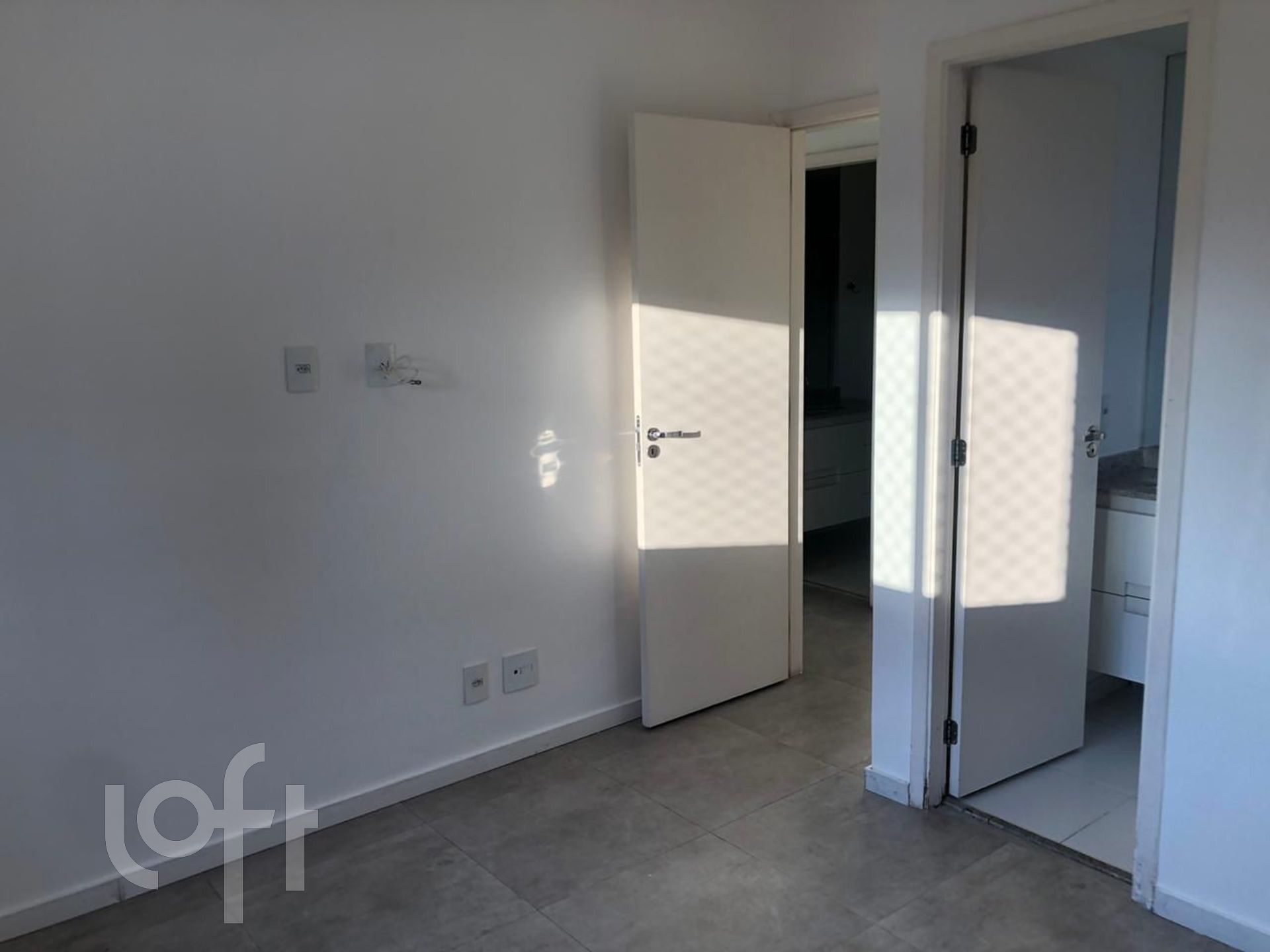 Apartamento à venda com 2 quartos, 85m² - Foto 28