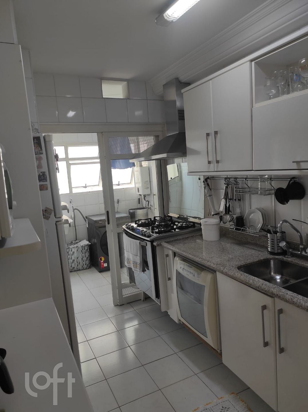 Apartamento à venda com 3 quartos, 107m² - Foto 7