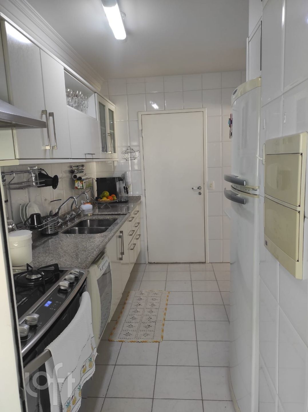 Apartamento à venda com 3 quartos, 107m² - Foto 8