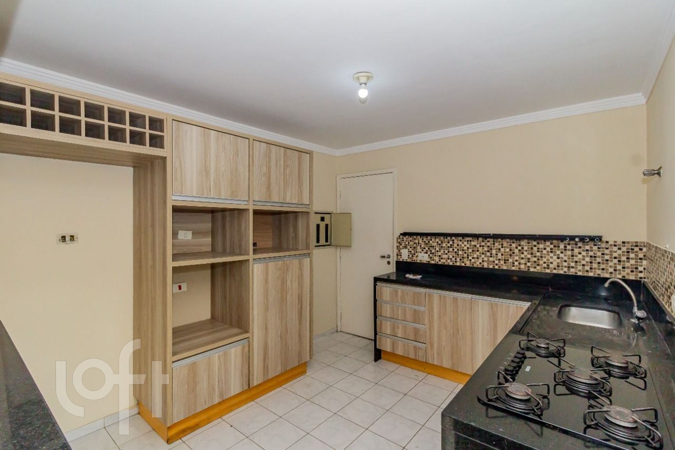 Imagem da propriedade PU1lursh5 32
