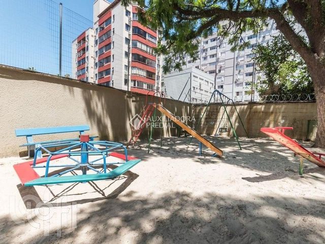 Apartamento com 76m², 2 dormitórios, 1 vaga, Bom Fim em Porto Alegre