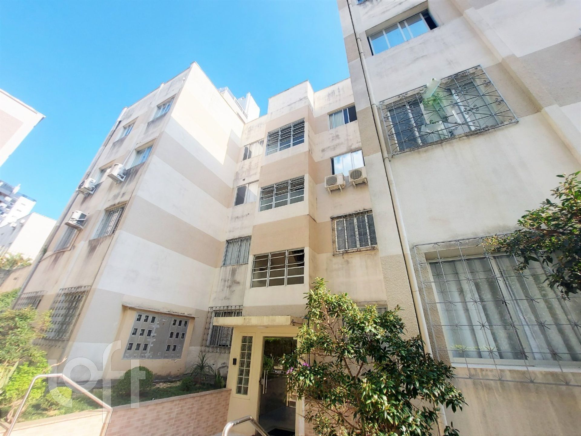 Apartamentos com 48m², 2 quartos, no bairro Centro em Florianópolis