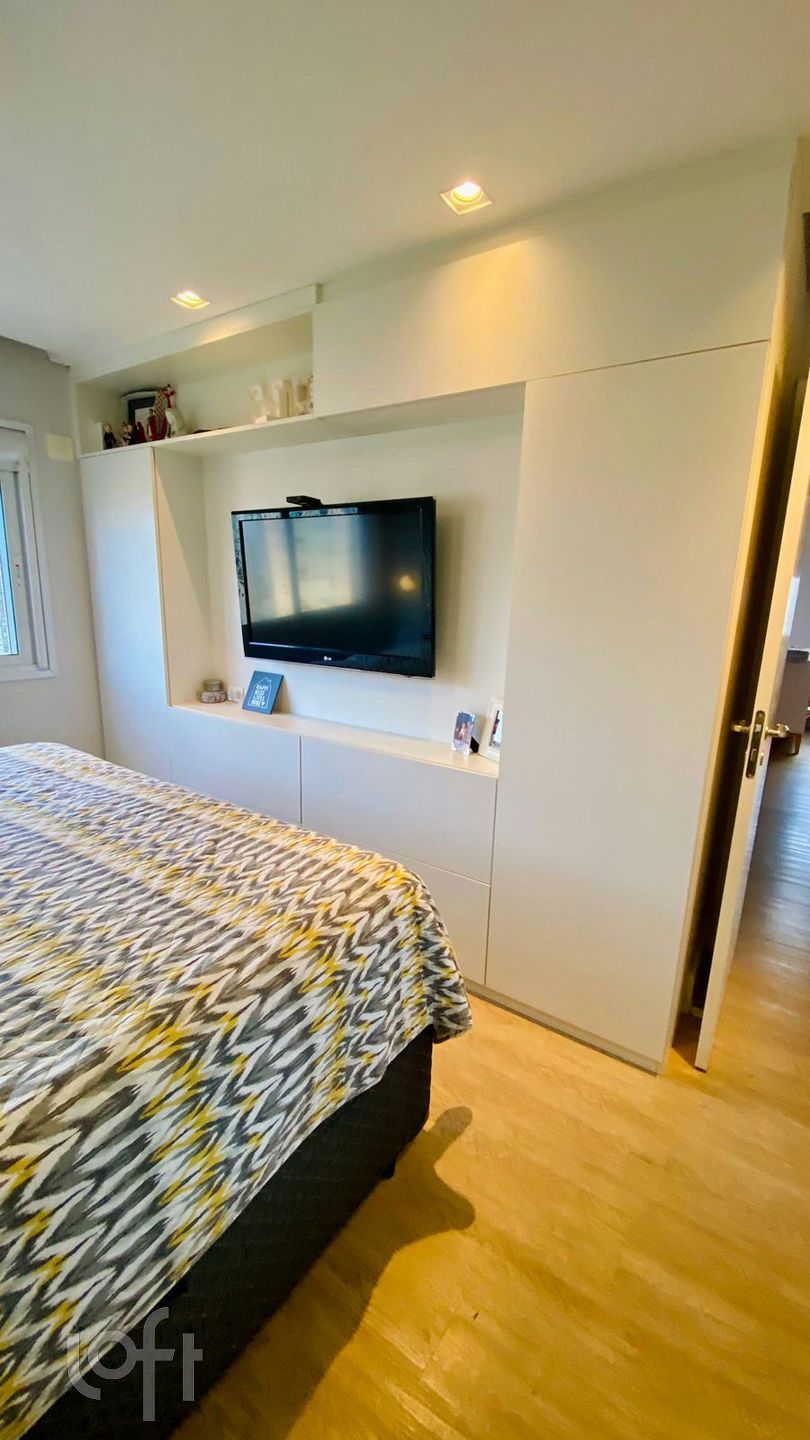 Apartamento à venda com 4 quartos, 202m² - Foto 21