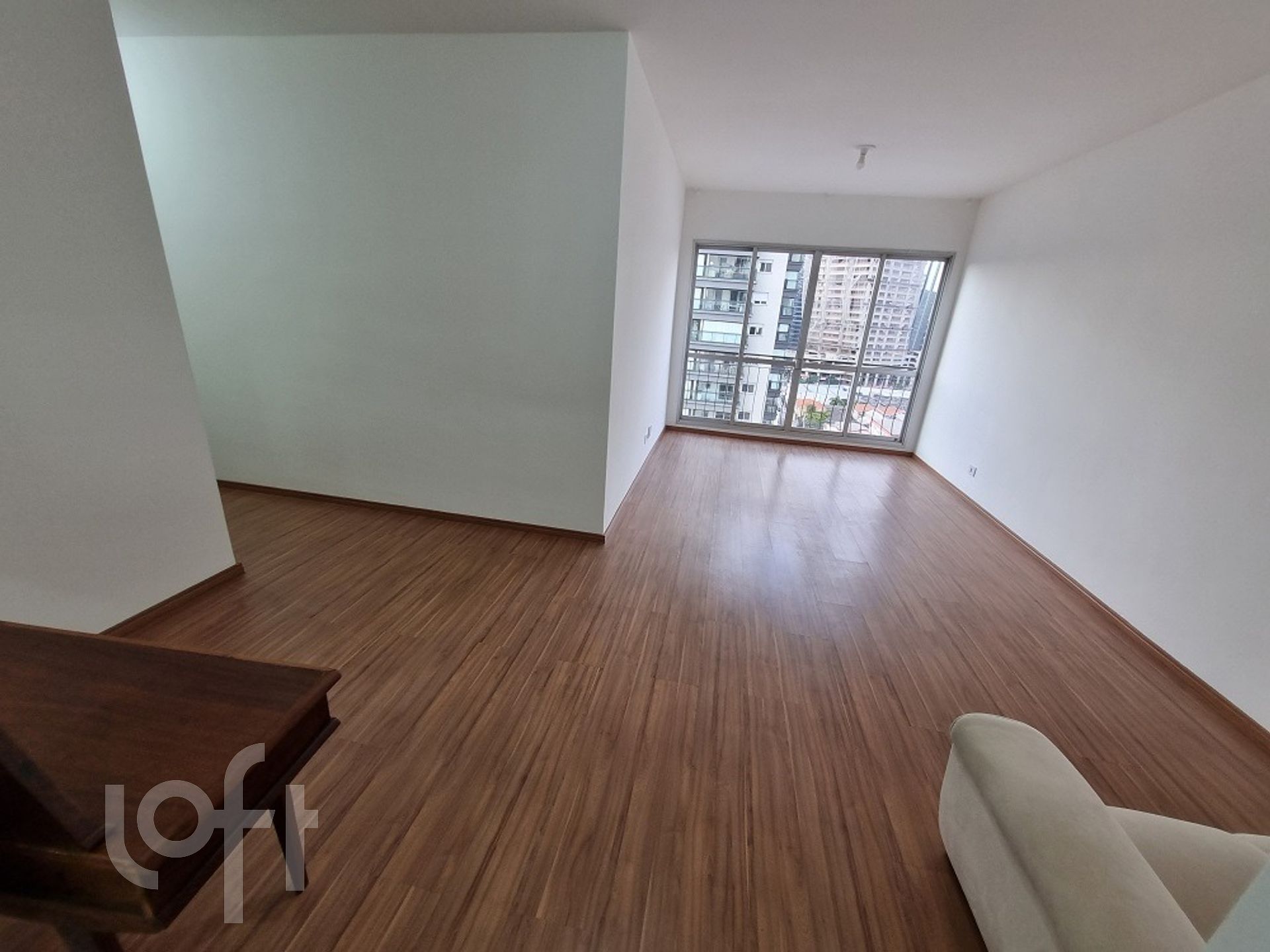 Apartamento à venda com 3 quartos, 100m² - Foto 1