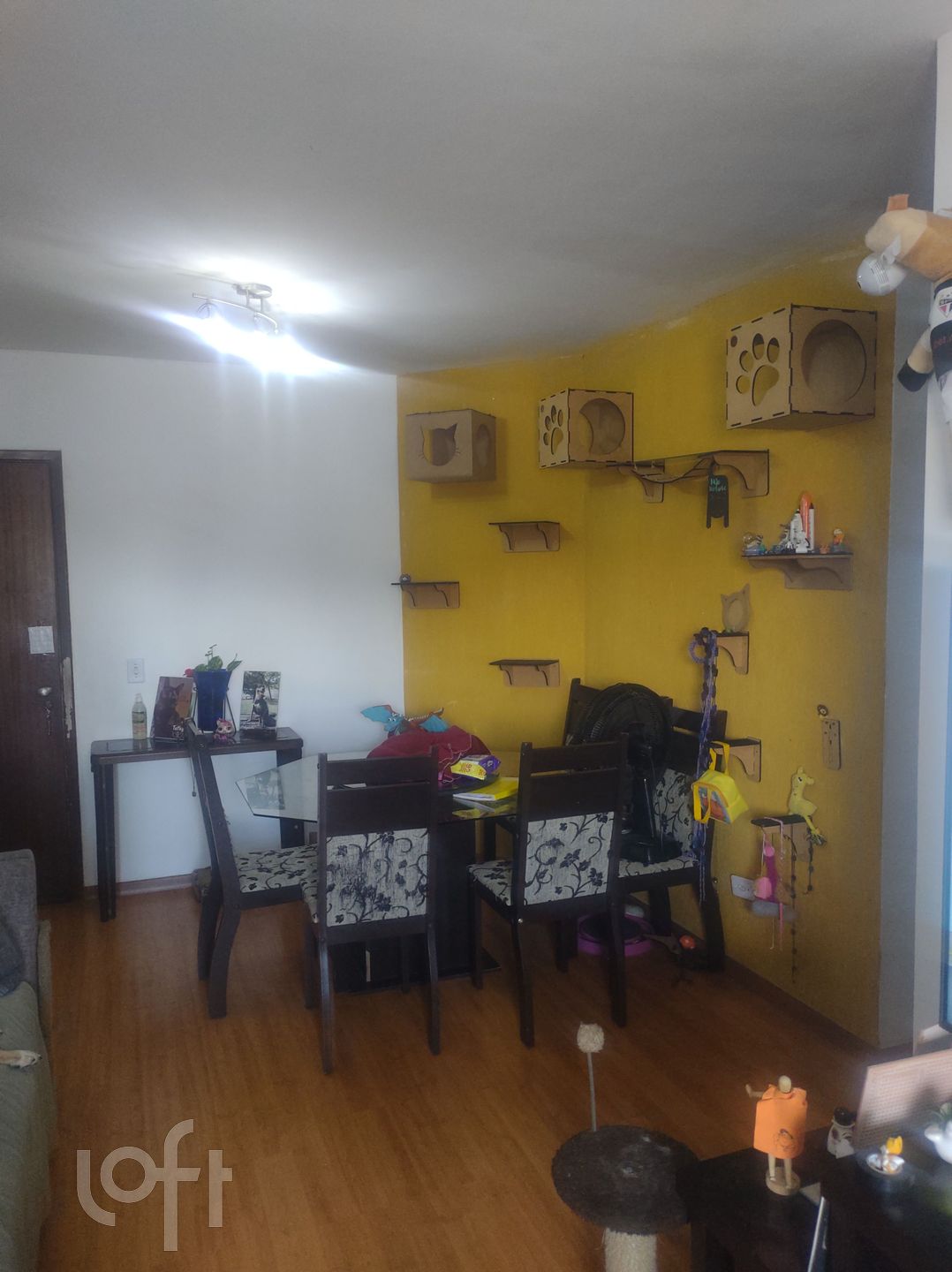 Apartamento à venda com 2 quartos, 64m² - Foto 2