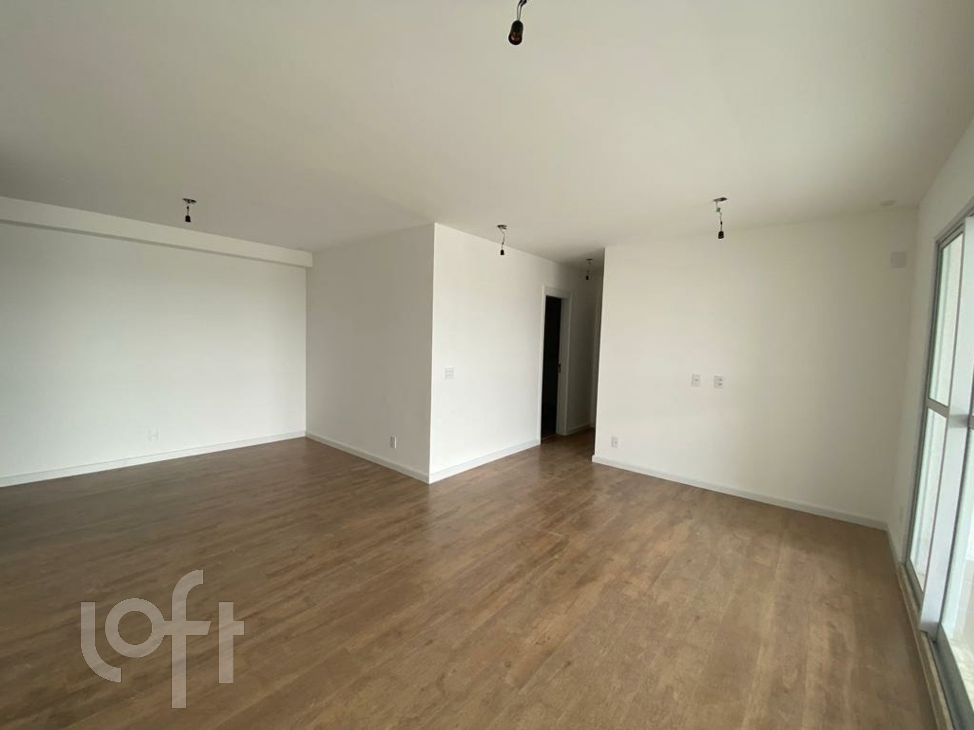 Apartamento à venda com 3 quartos, 84m² - Foto 2