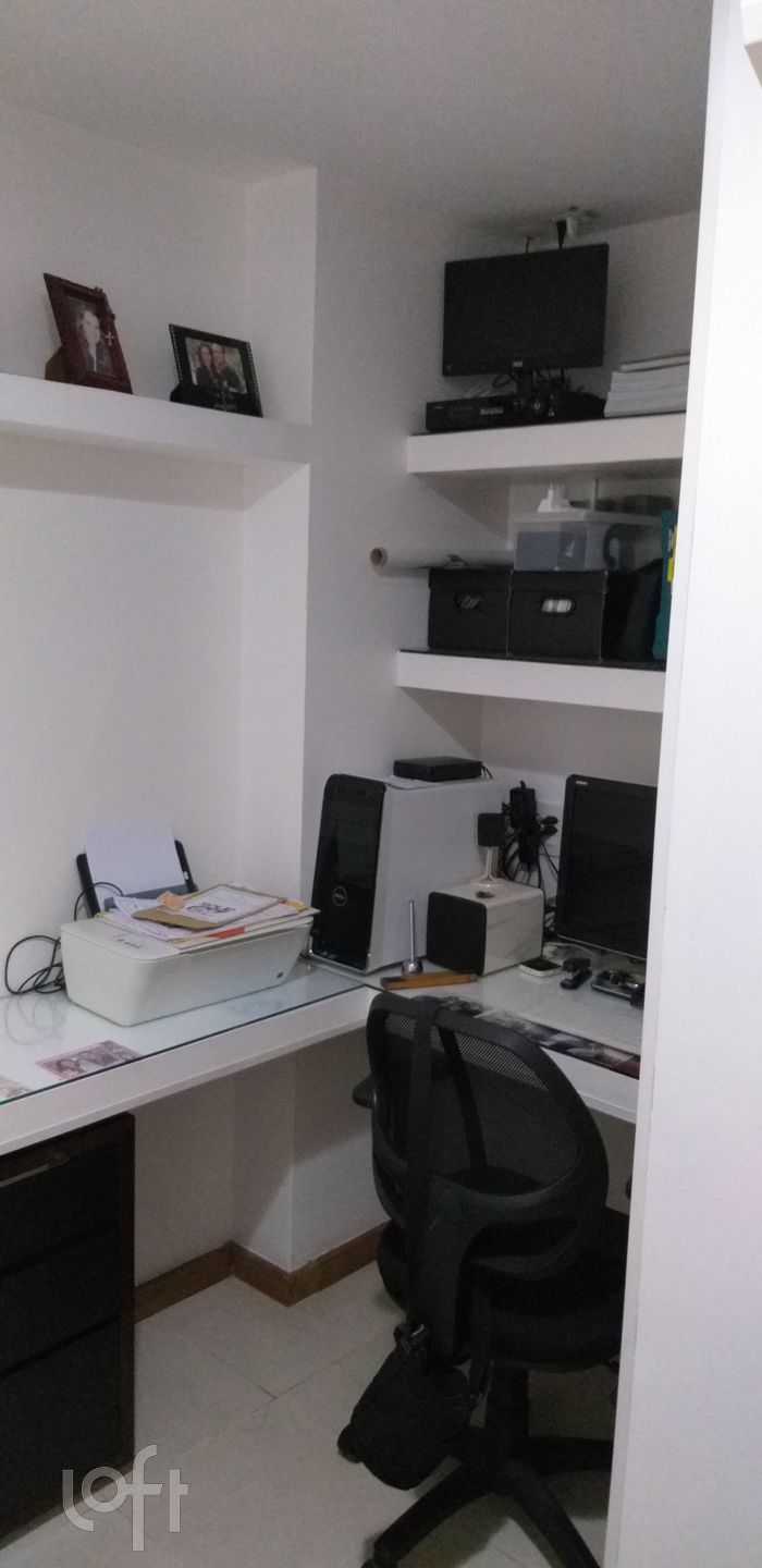 Apartamento à venda com 4 quartos, 182m² - Foto 25