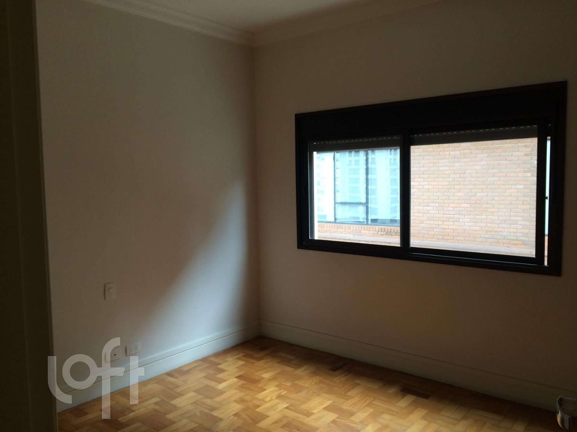 Apartamento à venda com 3 quartos, 200m² - Foto 1